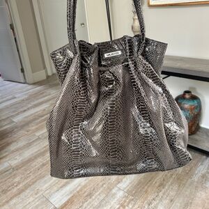 Brown Large Handbag Unlisted